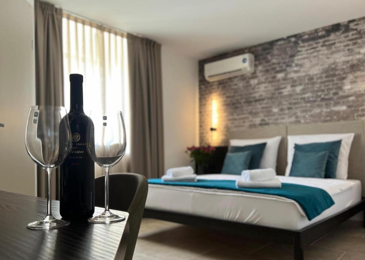 Arena Prestige Rooms Πούλα Εξωτερικό φωτογραφία