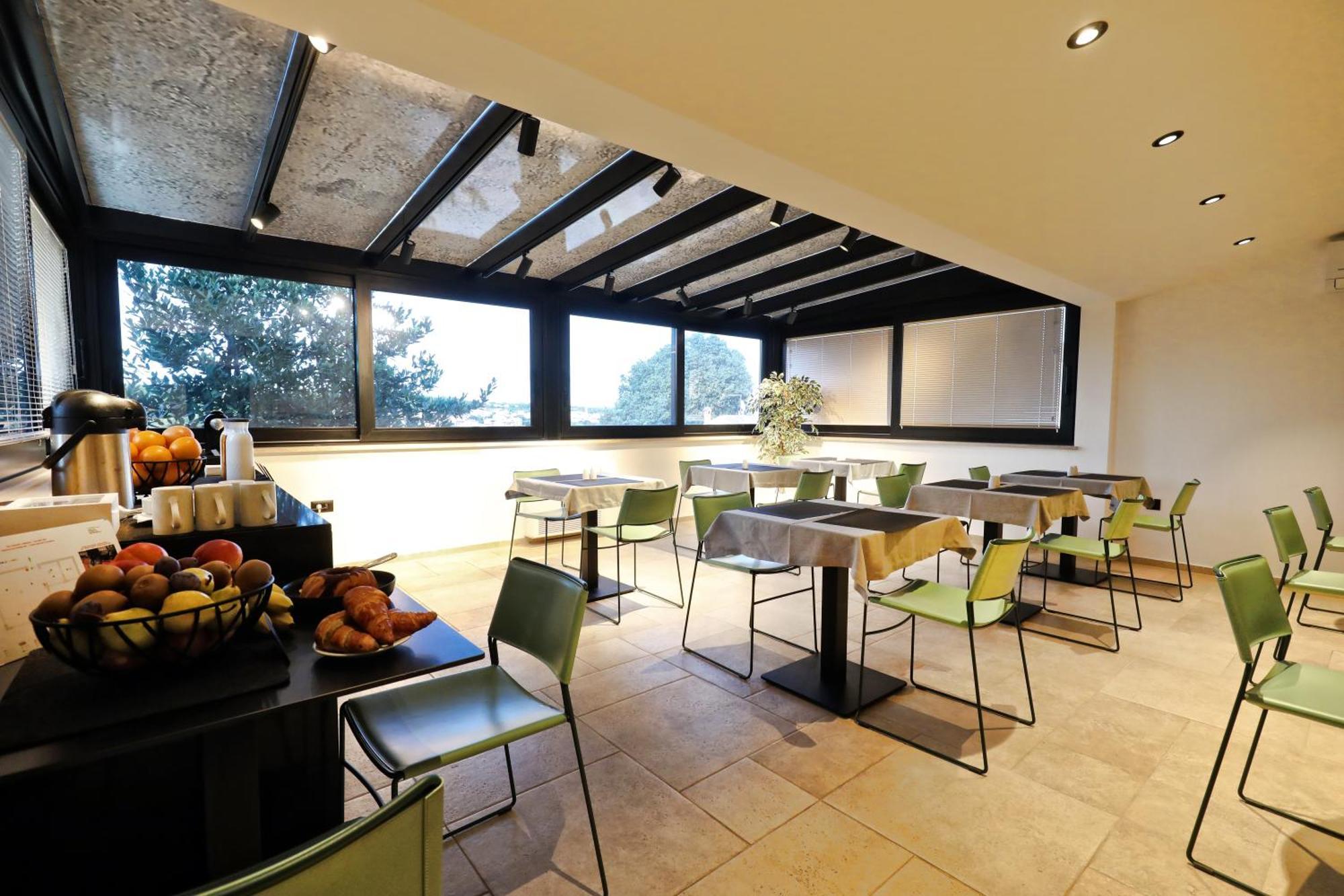 Arena Prestige Rooms Πούλα Εξωτερικό φωτογραφία